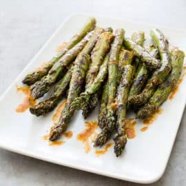 Grilled-Asparagus-with-Garlic