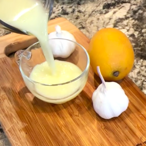 Garlic and Lemon Elixir to Prevent Cancer